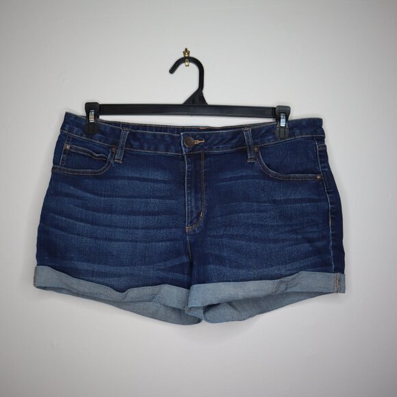 a.n.a. jean shorts, size 31/12 - Picture 3 of 3